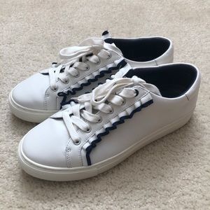 Tory Burch ruffled sneaker in navy
